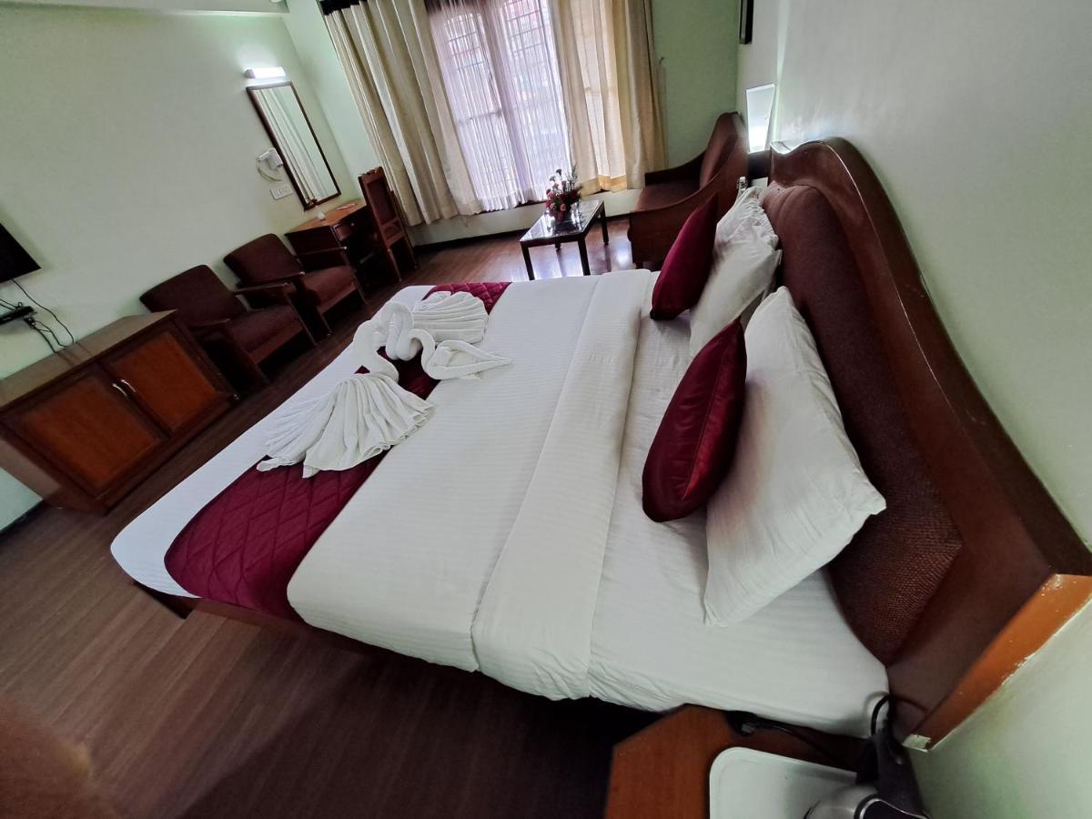 Hotel Preethi Classic Towers Ooty Extérieur photo