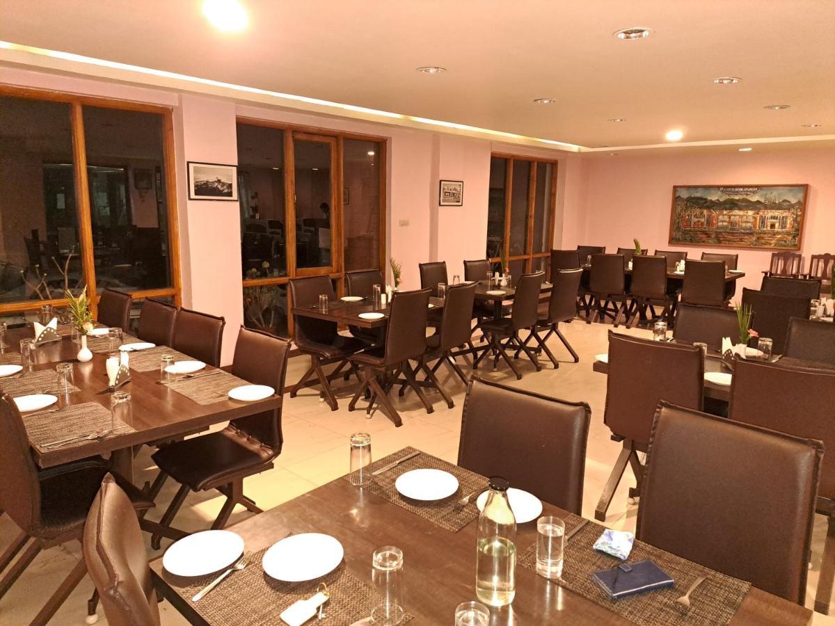 Hotel Preethi Classic Towers Ooty Extérieur photo