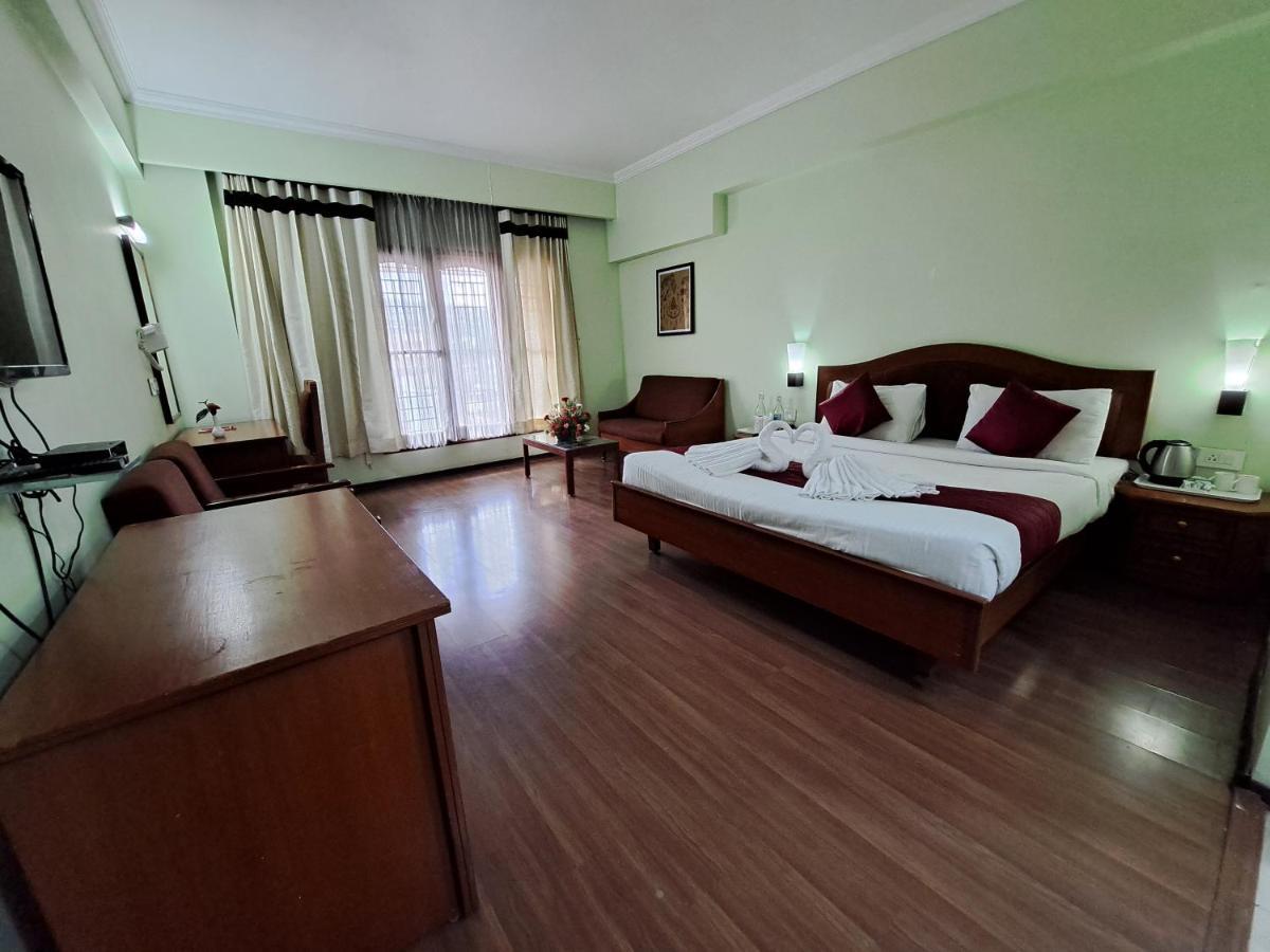 Hotel Preethi Classic Towers Ooty Extérieur photo
