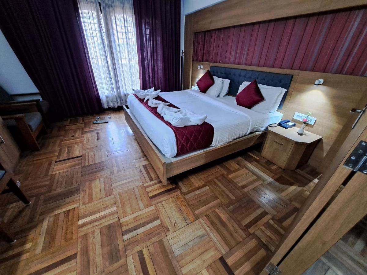 Hotel Preethi Classic Towers Ooty Extérieur photo