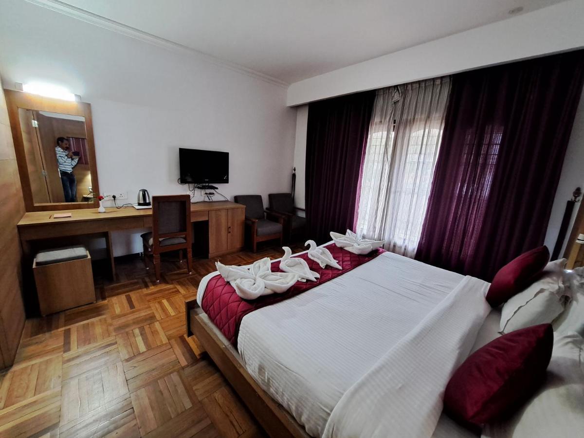 Hotel Preethi Classic Towers Ooty Extérieur photo