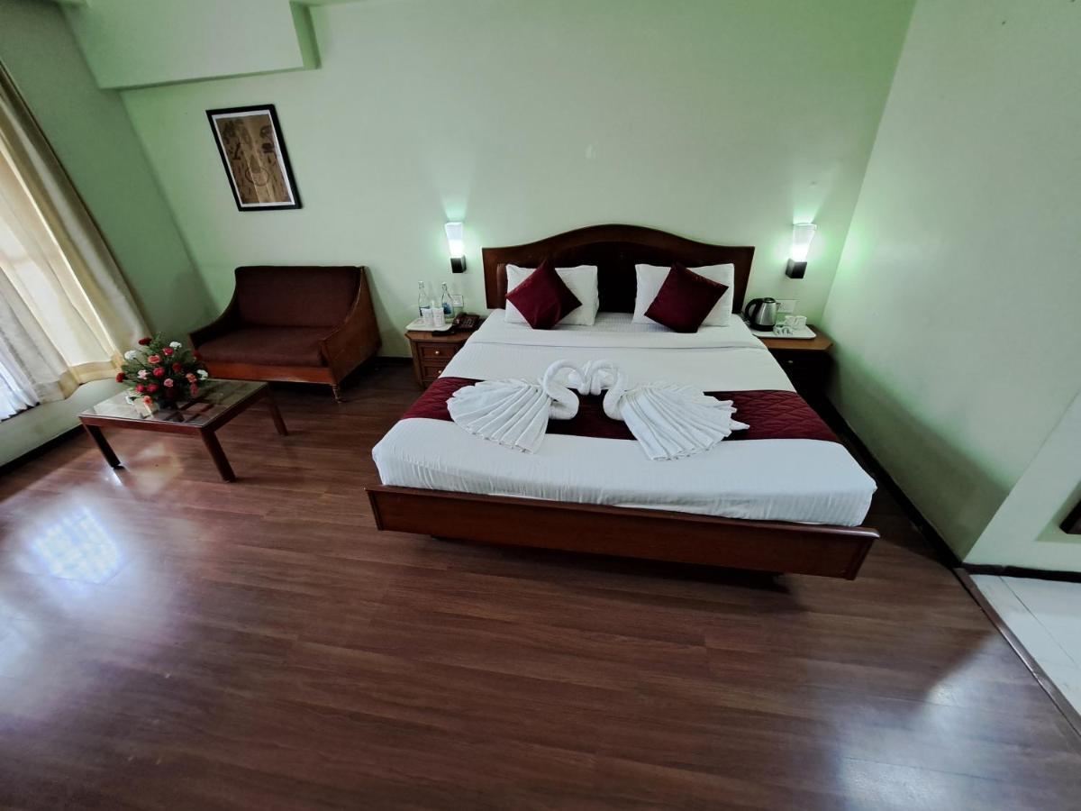 Hotel Preethi Classic Towers Ooty Extérieur photo