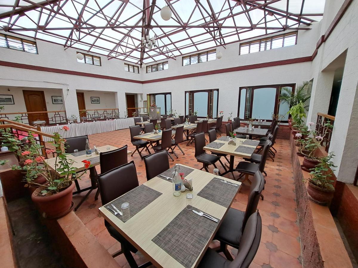 Hotel Preethi Classic Towers Ooty Extérieur photo