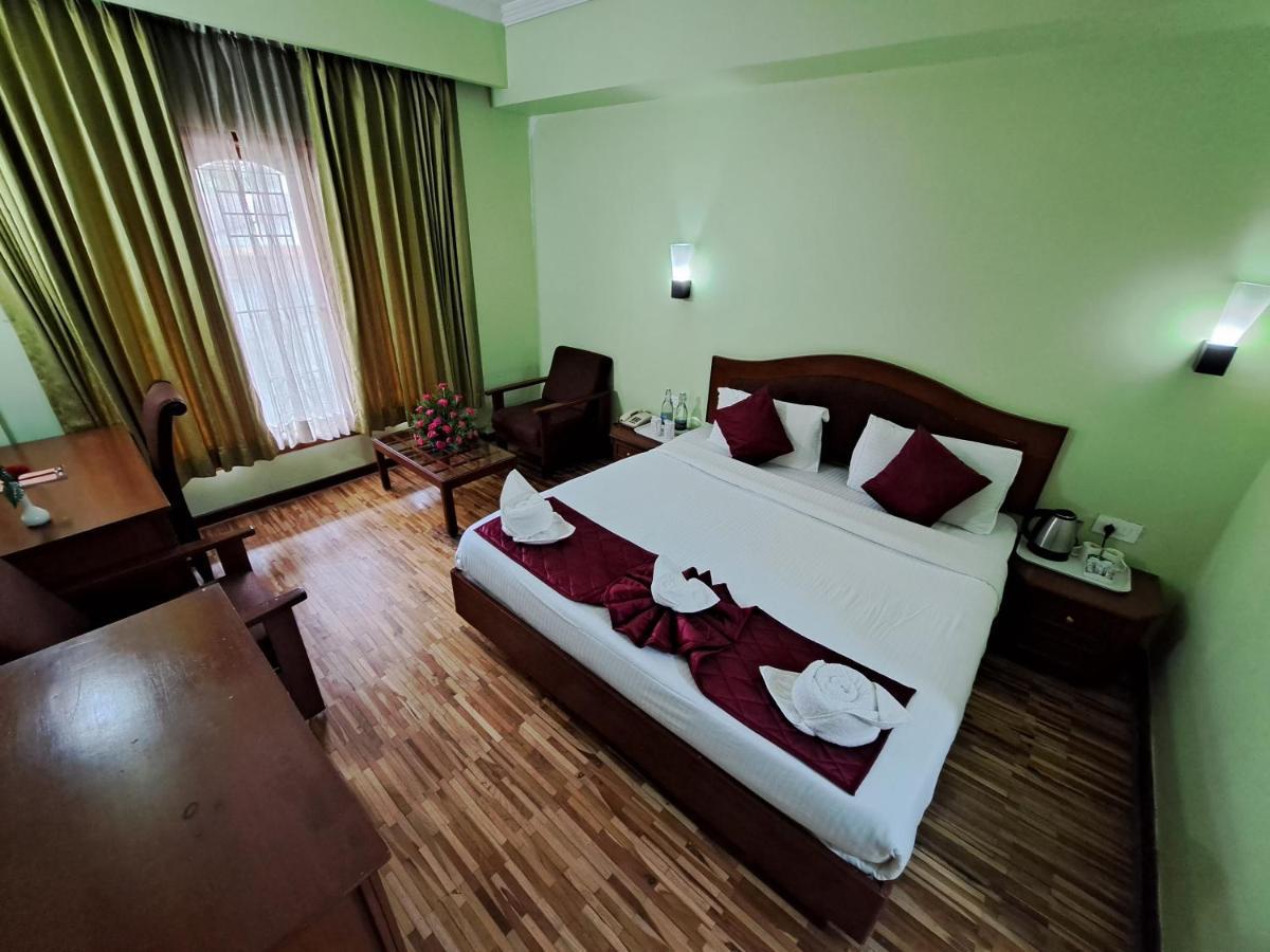 Hotel Preethi Classic Towers Ooty Extérieur photo